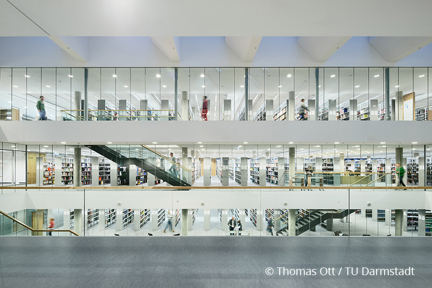 tu_darmstadt_hoersaal_und_medienzentrum_02_-thomas_ott_tu_darmstadt.jpg